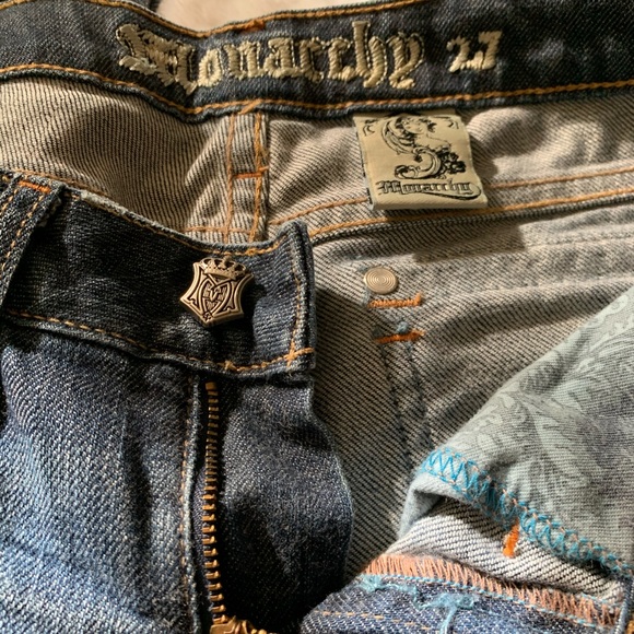 Monarchy Jeans - Picture 5 of 5